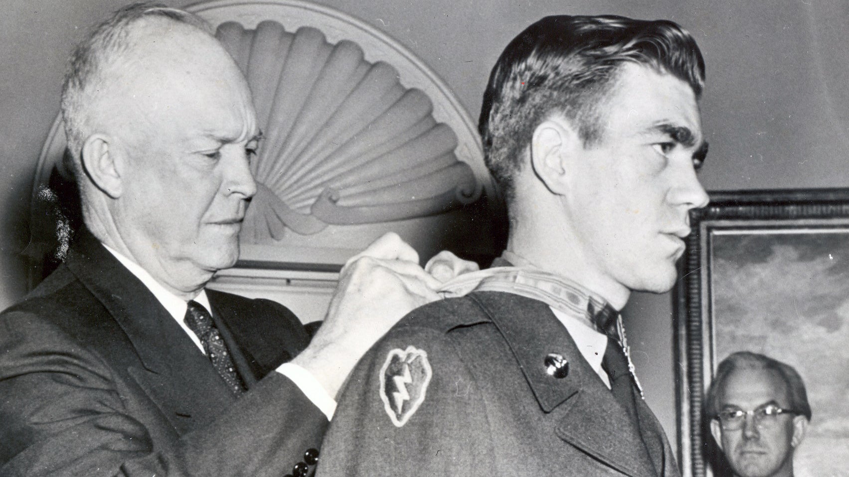 Man recieving Medal of Honor