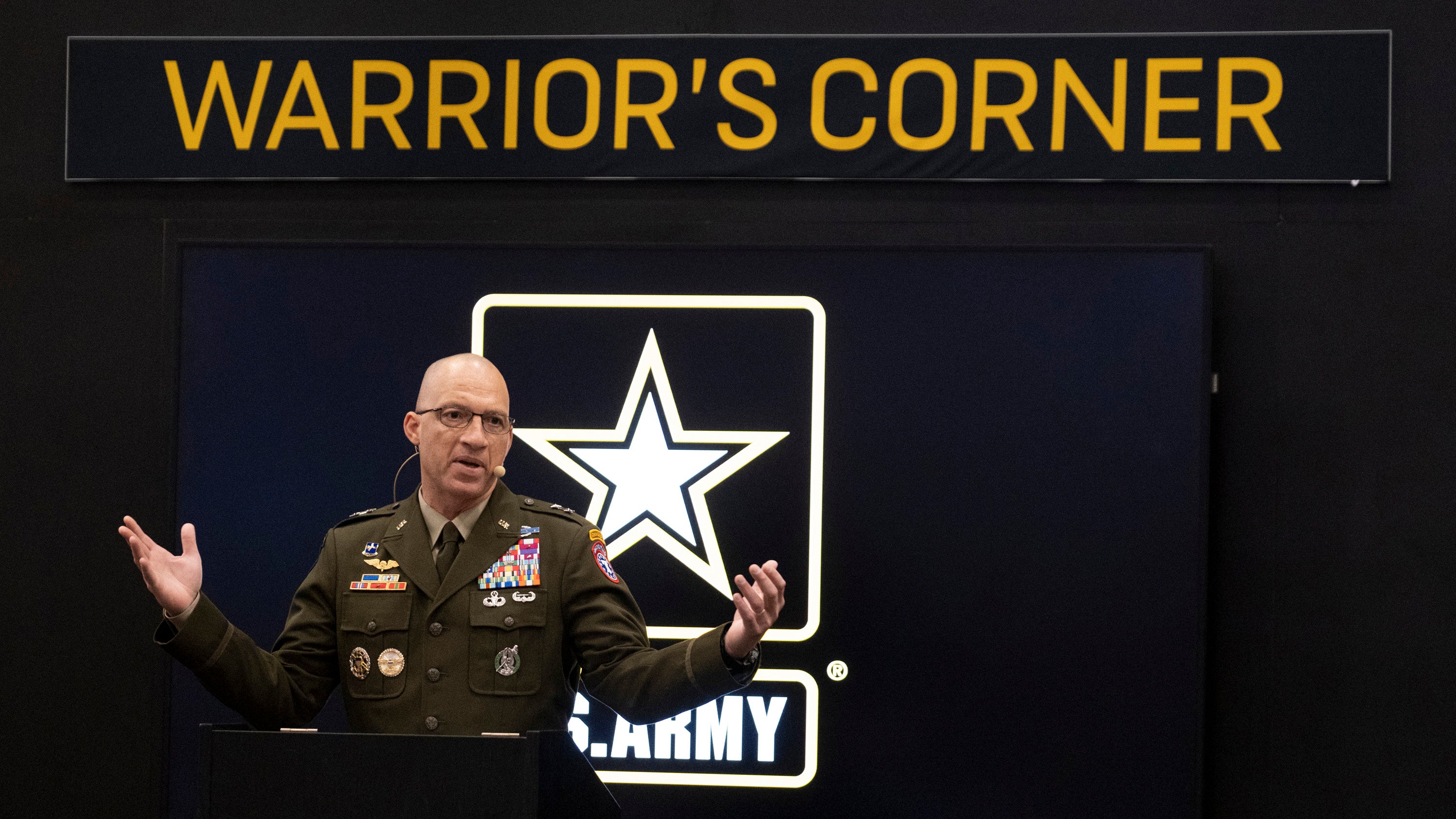 Maj. Gen. Johnny Davis speaks at the Warriors Corner at AUSA 2022 Annual Meeting in Washington, D.C., Monday, Oct. 10, 2022. (Pete Marovich for AUSA)