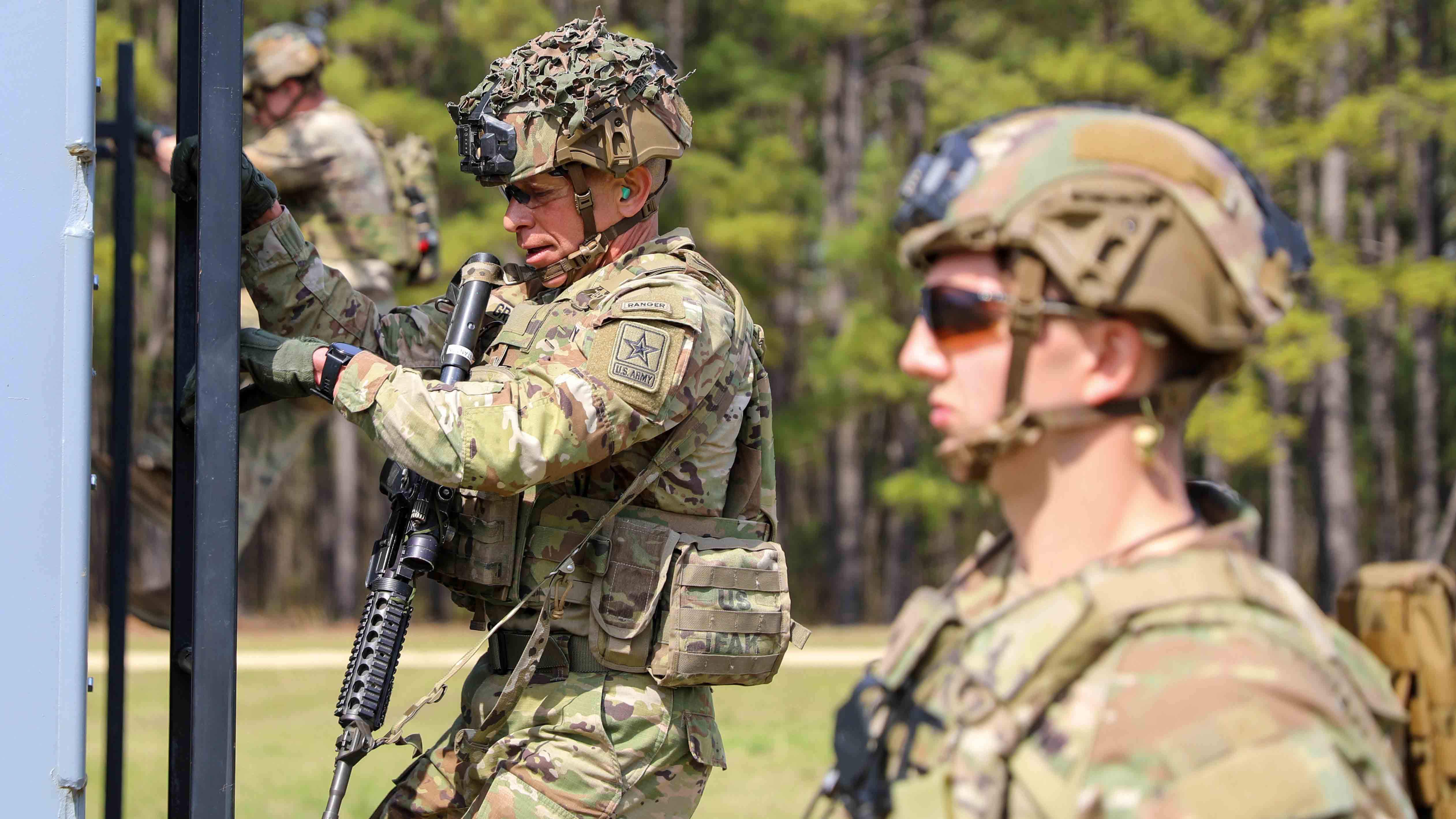 SMA Grinston training with soldiers