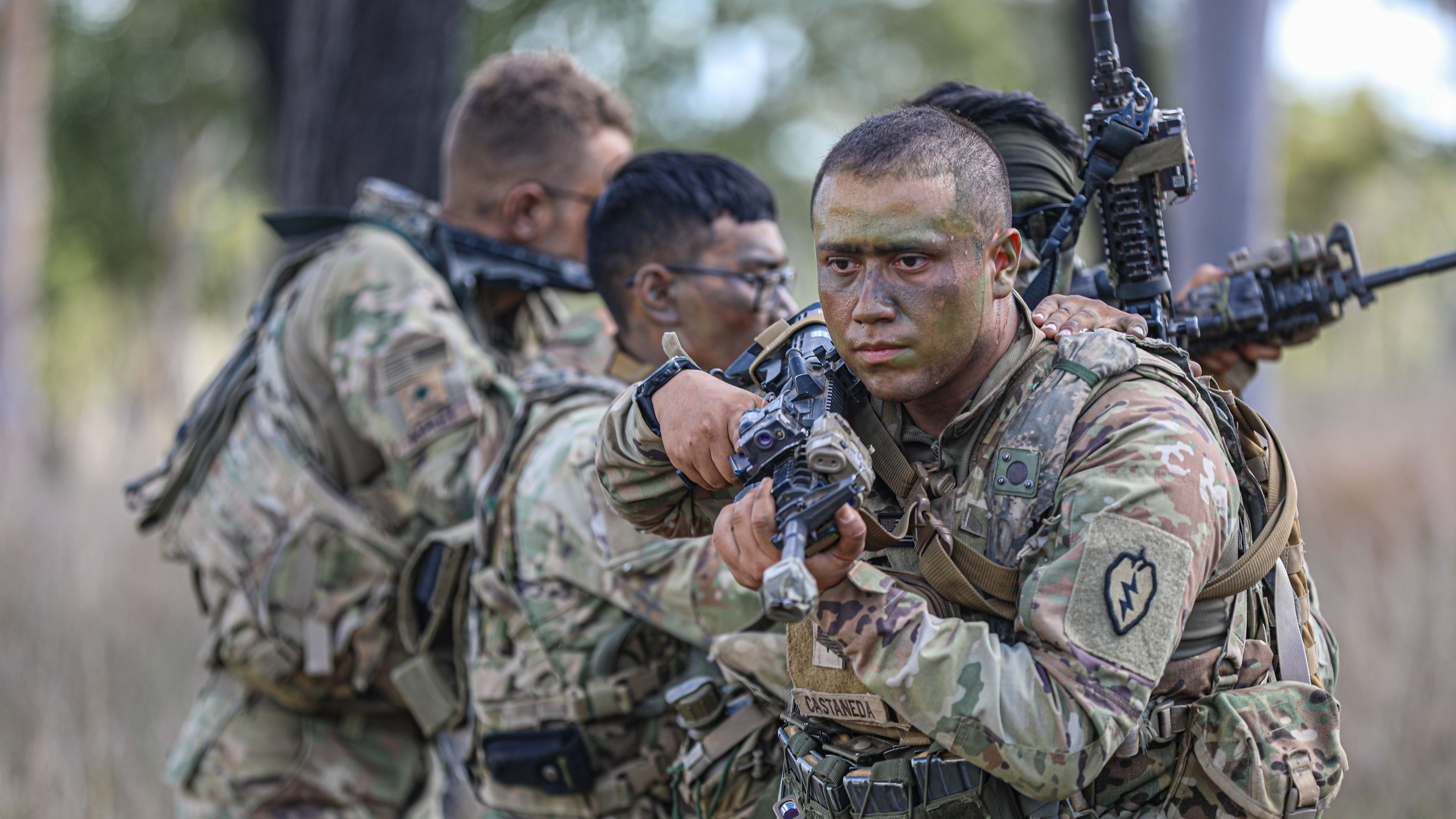 Soldiers train in the Indo-Pacific.