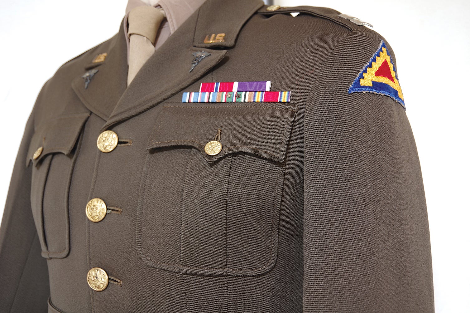 Comandante Desprecio Herméticamente Old Uniform Is New Again: Modernized 'Pinks and Greens' Could Debut Soon |  AUSA