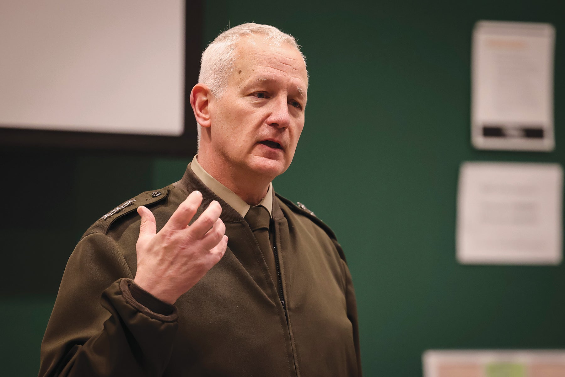 Opposite: Army National Guard Director Lt. Gen. Jon Jensen speaks to Minnesota National Guard soldiers in Washington, D.C. (Credit: Minnesota National Guard/Staff Sgt. Mahsima Alkamooneh)
