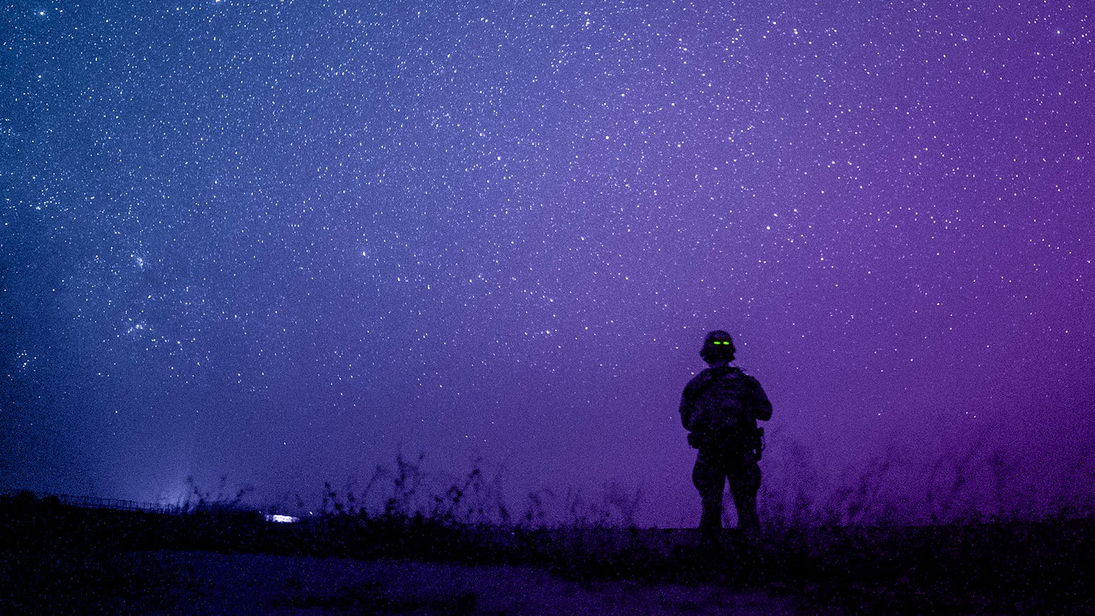 A U.S. Army soldier provides security in Somalia in this color-enhanced photo from June 2020. (Credit: U.S. Air Force/Staff Sgt. Shawn White)