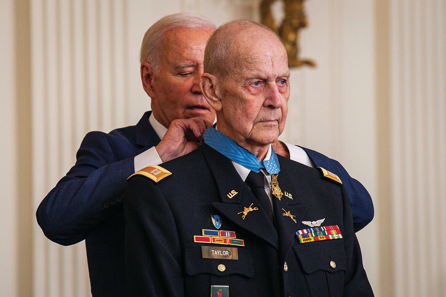 Former Capt. Taylor receives the Medal of Honor from President Joe Biden at the White House Sept. 5. (Credit: U.S. Army/Henry Villarama)