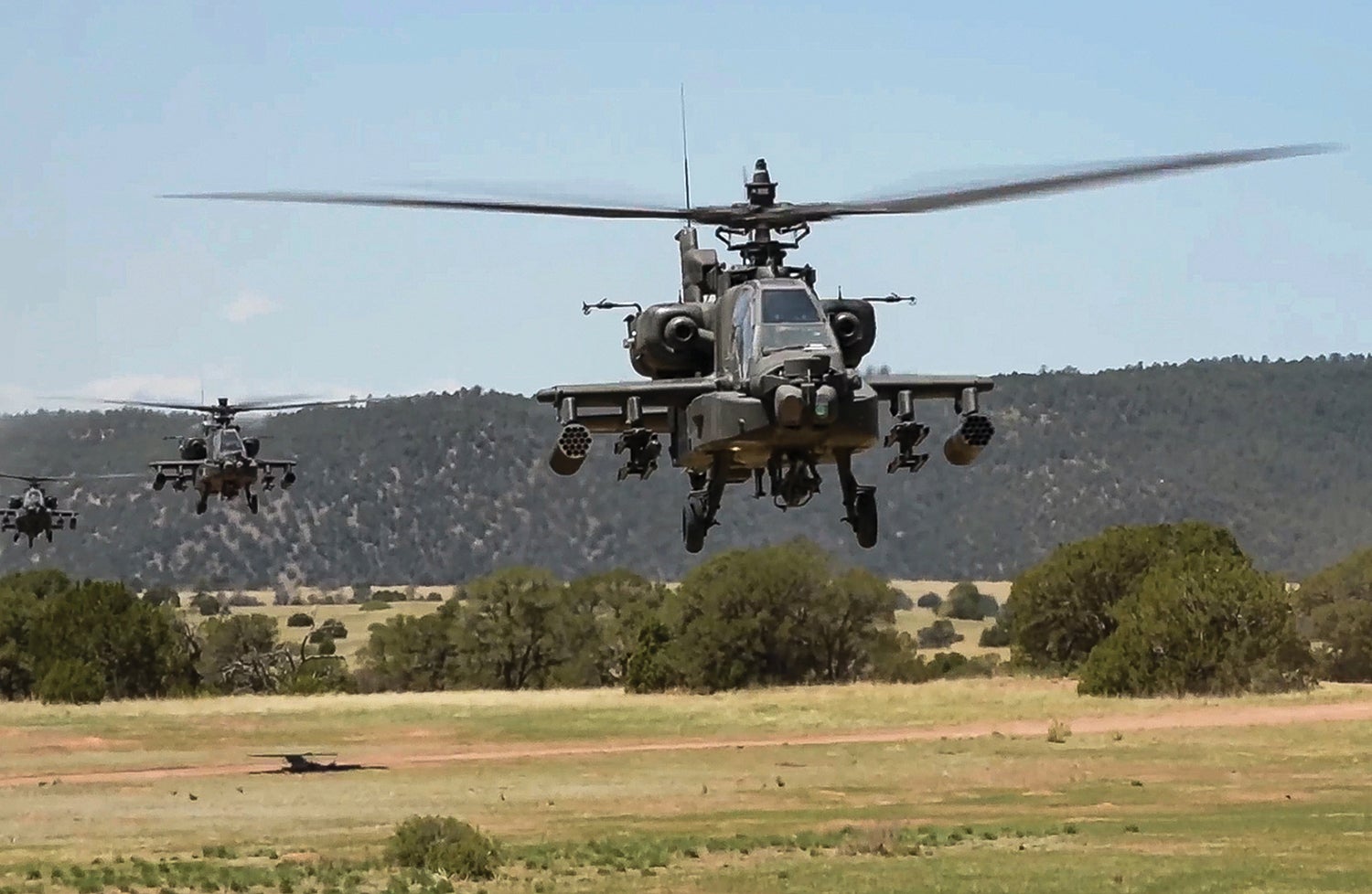Apache helicopters approach a target area during Ivy Mass. (Credit: U.S. Army/Spc. Tyler Brock)