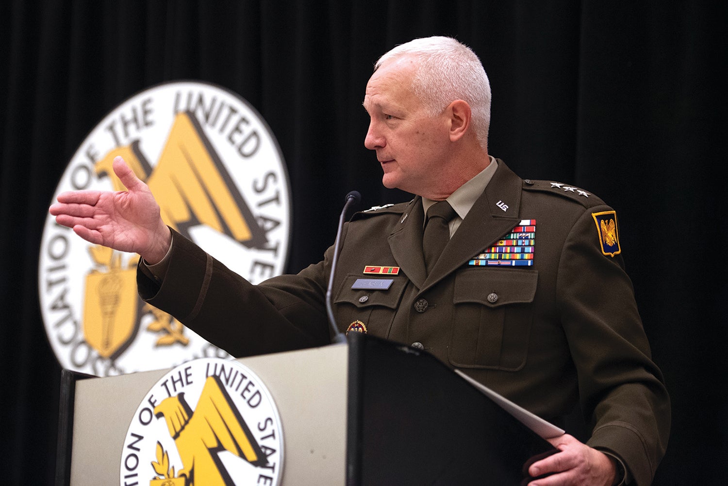 Army National Guard Director Lt. Gen. Jon Jensen speaks at a breakfast during the Association of the U.S. Army 2022 Annual Meeting and Exposition in Washington, D.C. (Credit: AUSA/Rod Lamkey)
