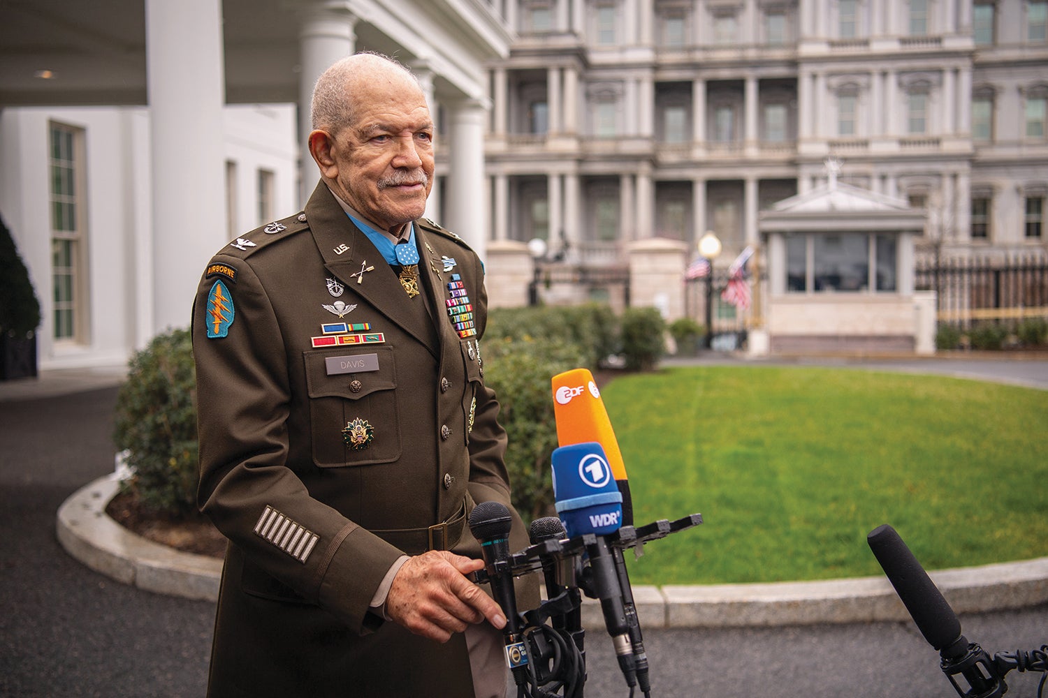 Retired Col. Paris Davis addresses the media after receiving the Medal of Honor at the White House on March 3. (Credit: U.S. Army/Bernardo Fuller)