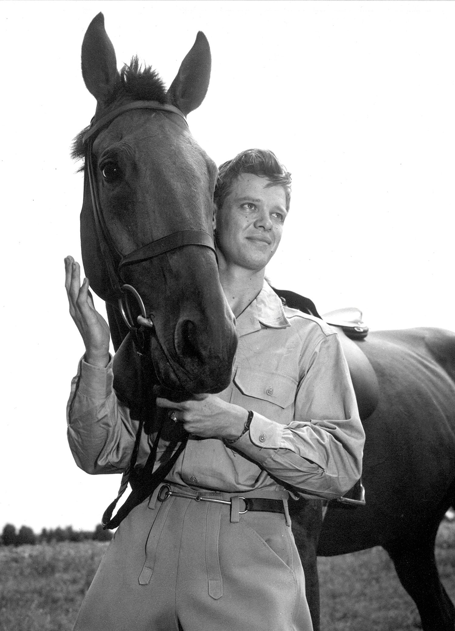 Retired Maj. Philip Larimore Jr. and his horse, Chugwater, in Charlottesville, Virginia, circa 1950. (Credit: courtesy of Walt Larimore)