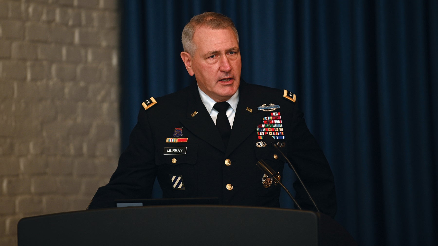 Gen. Mike Murray, commander of the U.S. Army Futures Command, speaks during a promotion ceremony at Camp Mabry, Texas, in November 2020. (Credit: U.S. Army/David Miller)